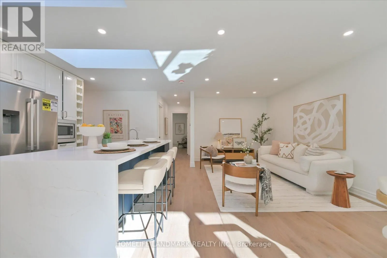 421 BROWNDALE CRESCENT