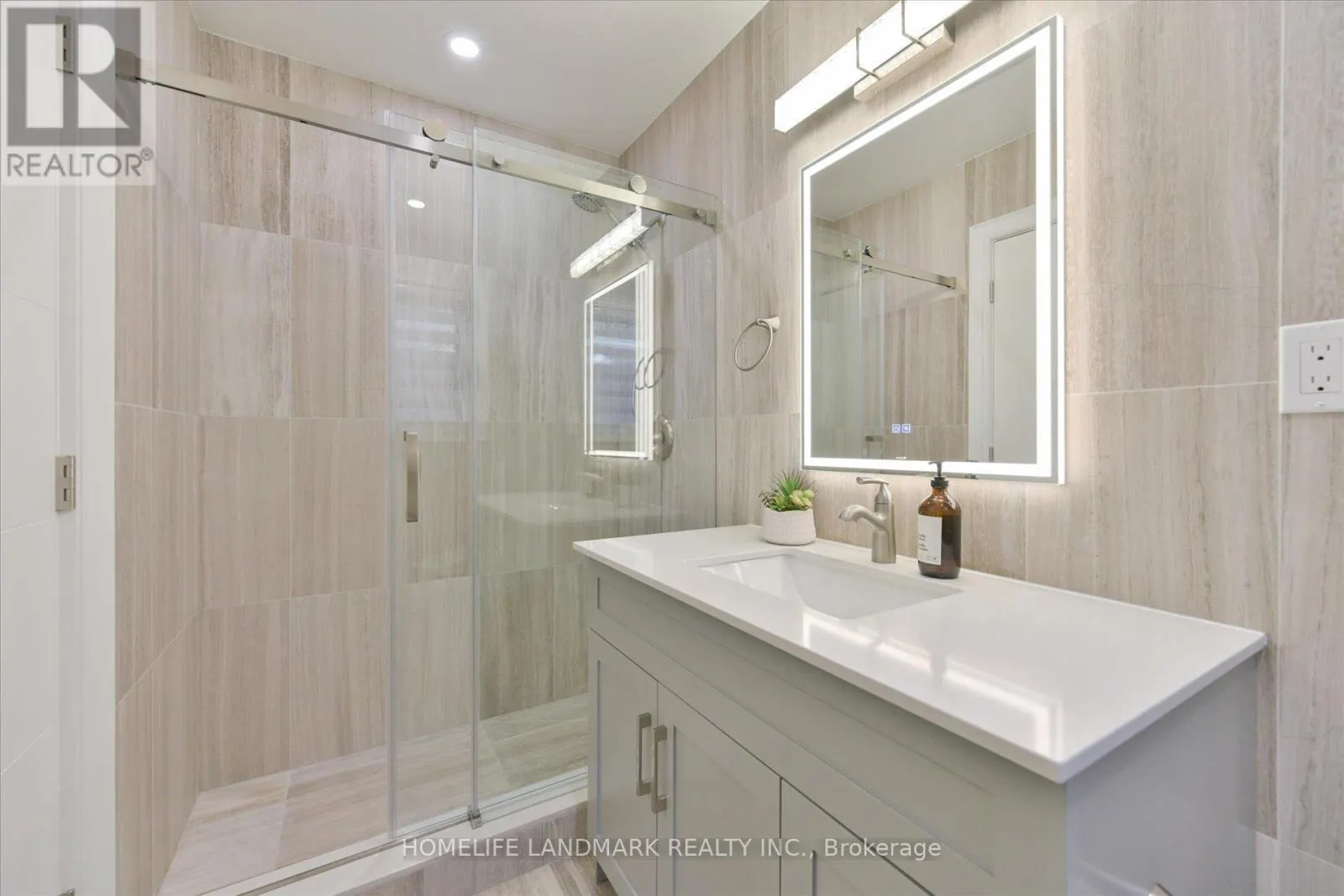 421 BROWNDALE CRESCENT