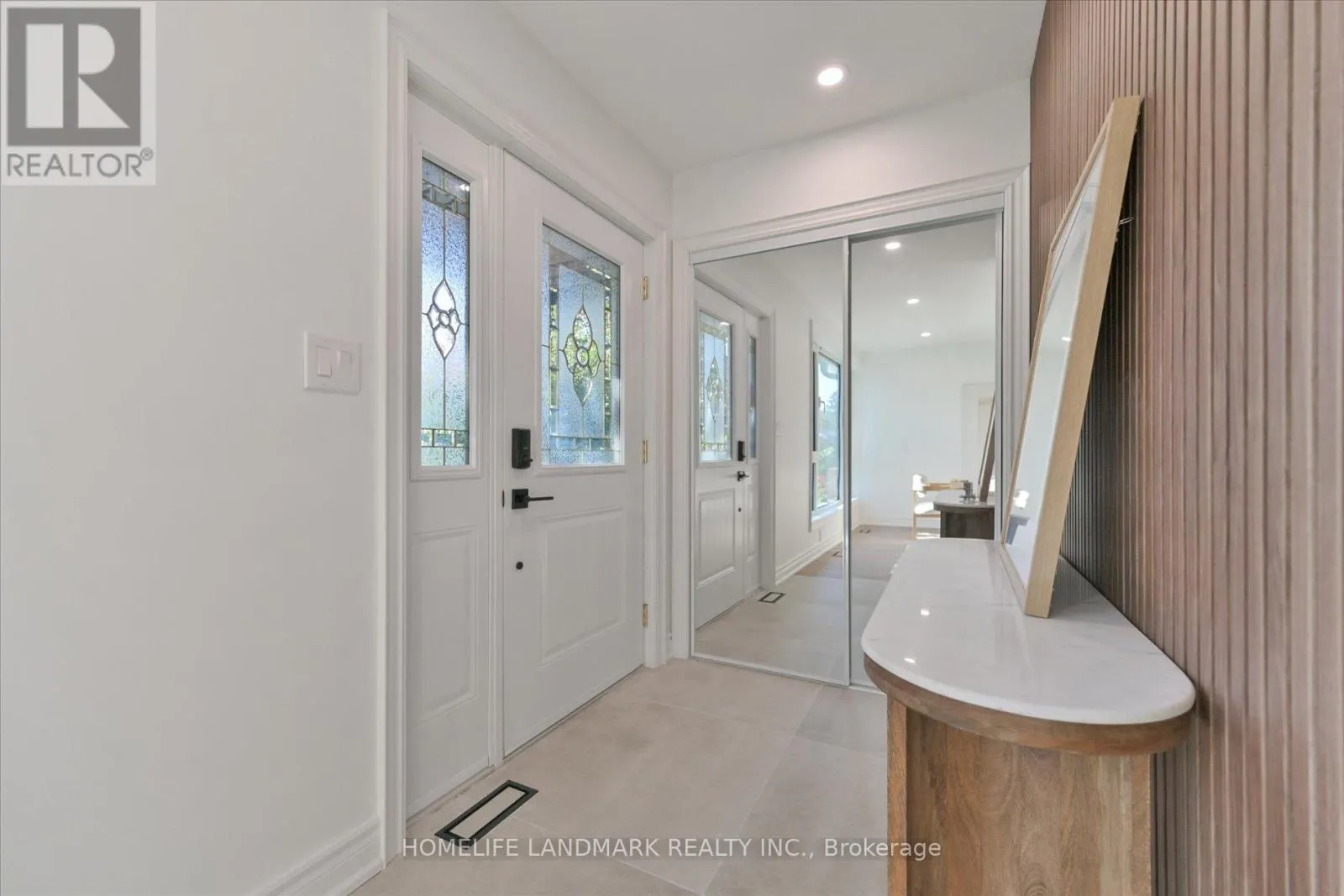 421 BROWNDALE CRESCENT