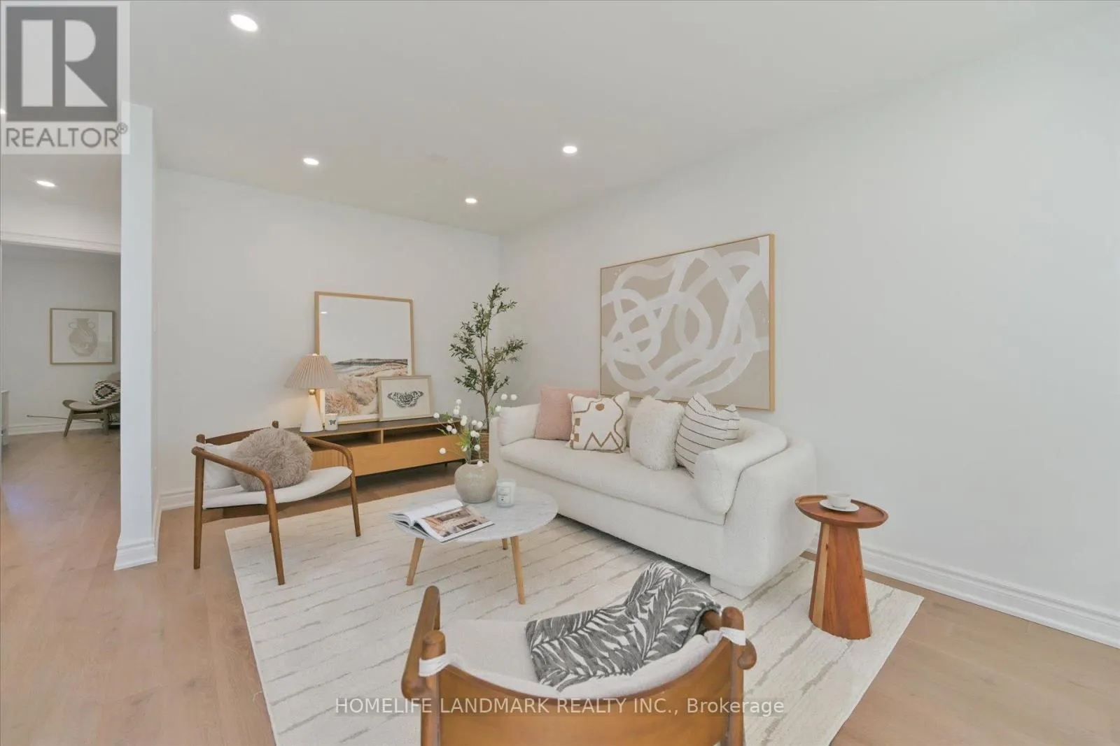 421 BROWNDALE CRESCENT