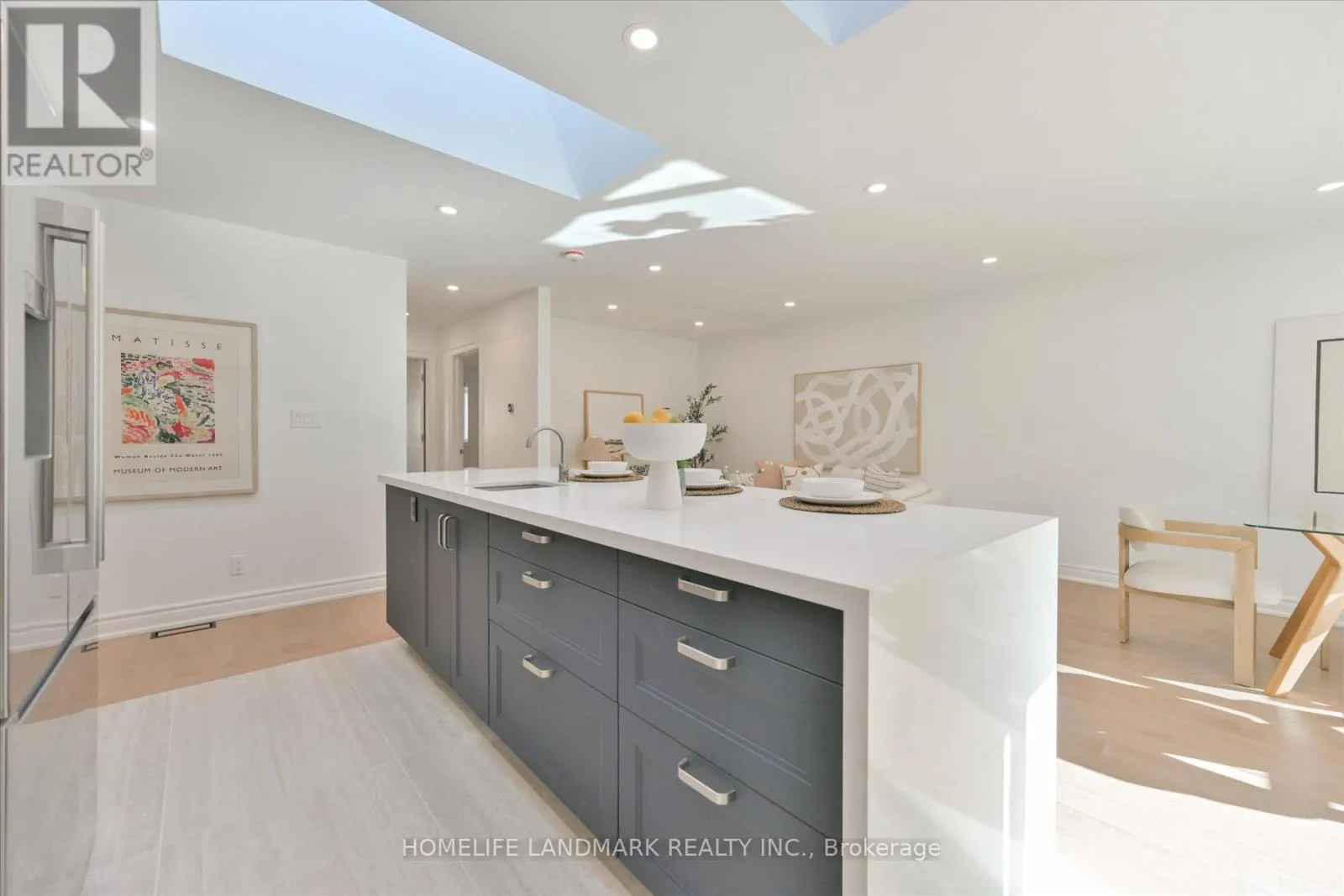 421 BROWNDALE CRESCENT