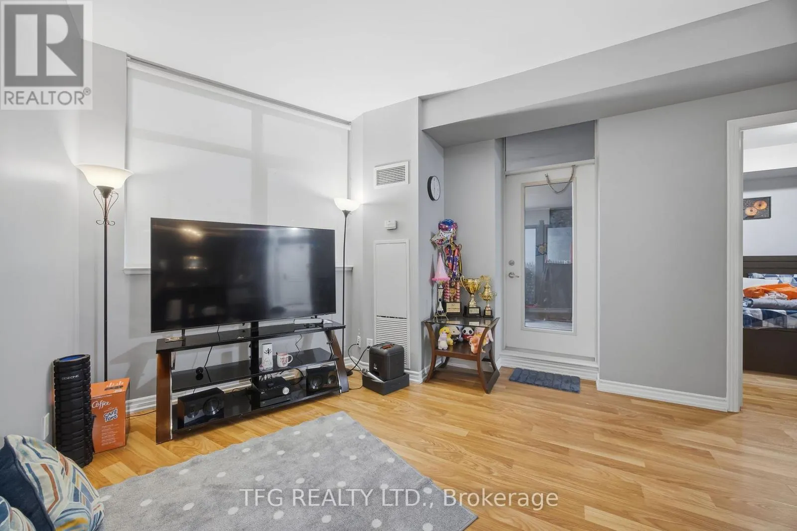 417 - 9225 JANE STREET, #417