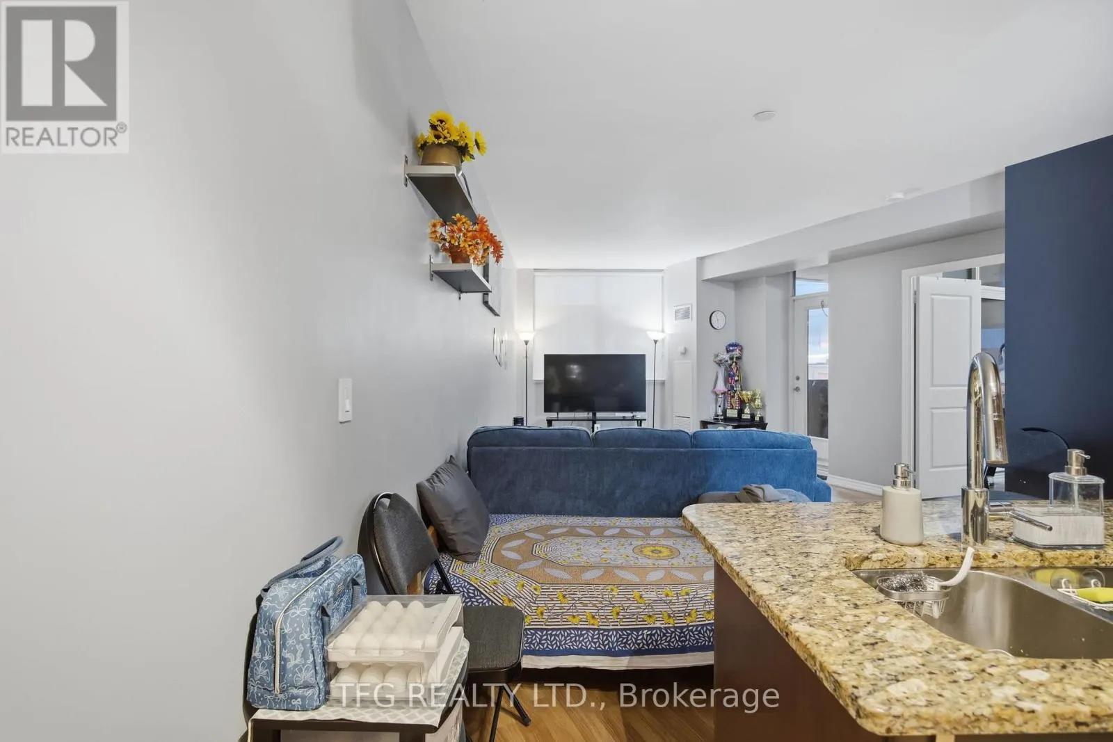 417 - 9225 JANE STREET, #417