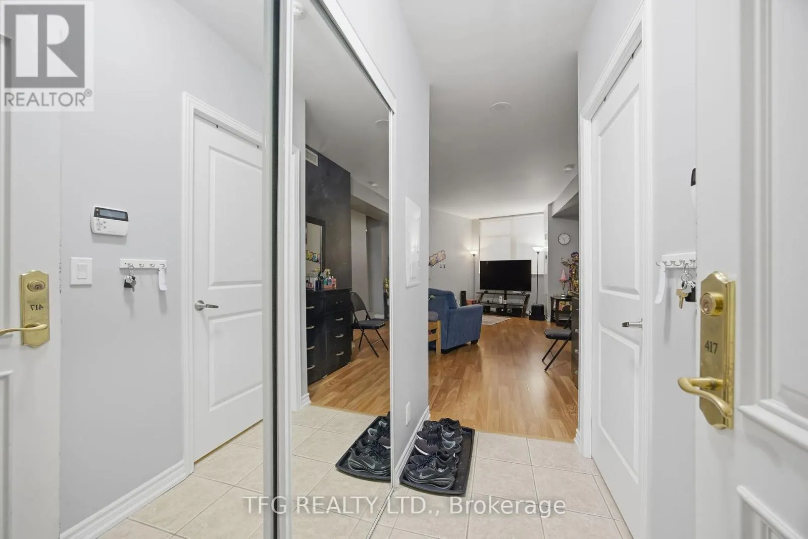 417 - 9225 JANE STREET, #417