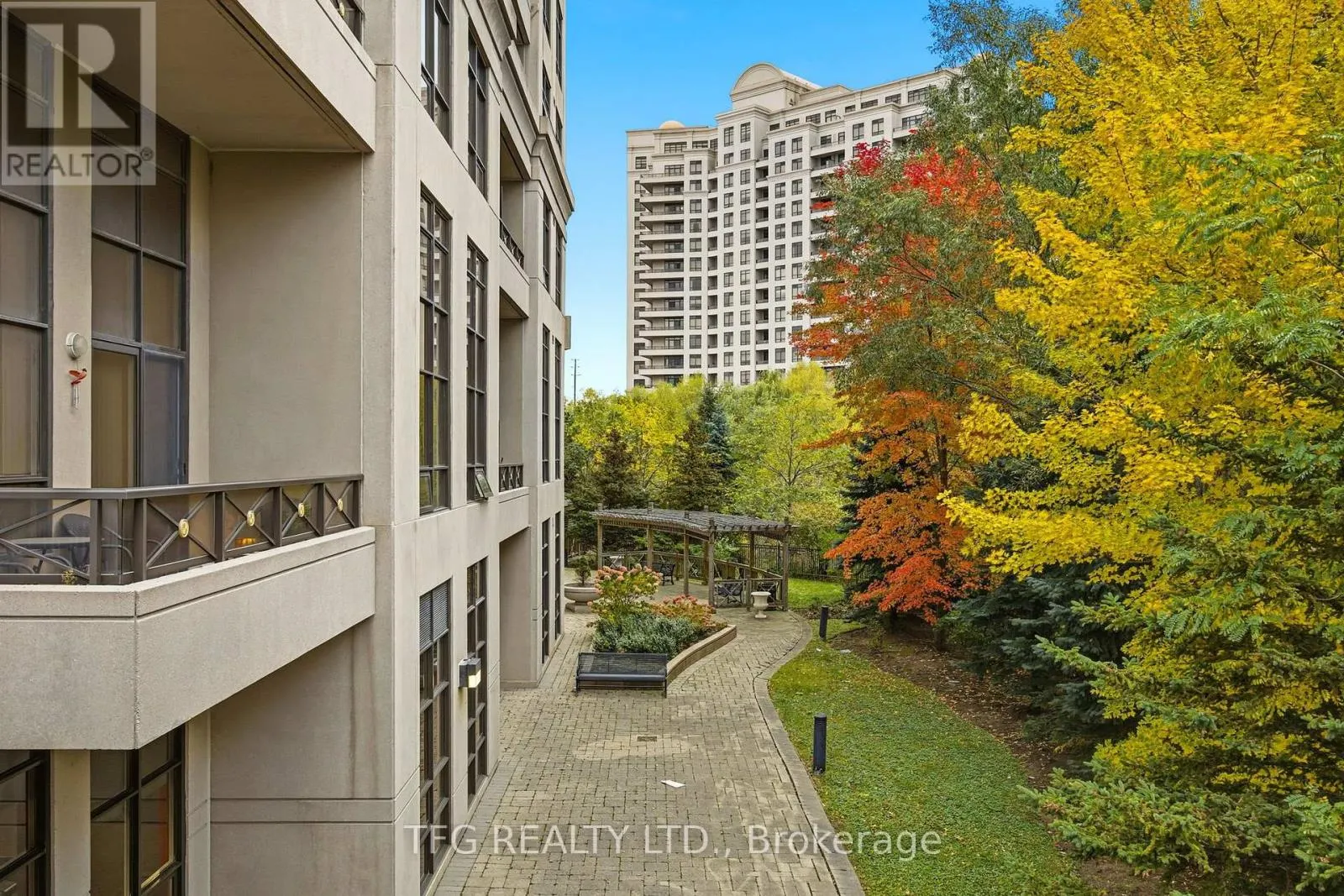 417 - 9225 JANE STREET, #417