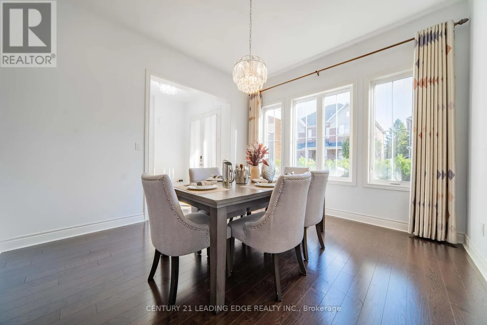 63 KEN SINCLAIR CRESCENT