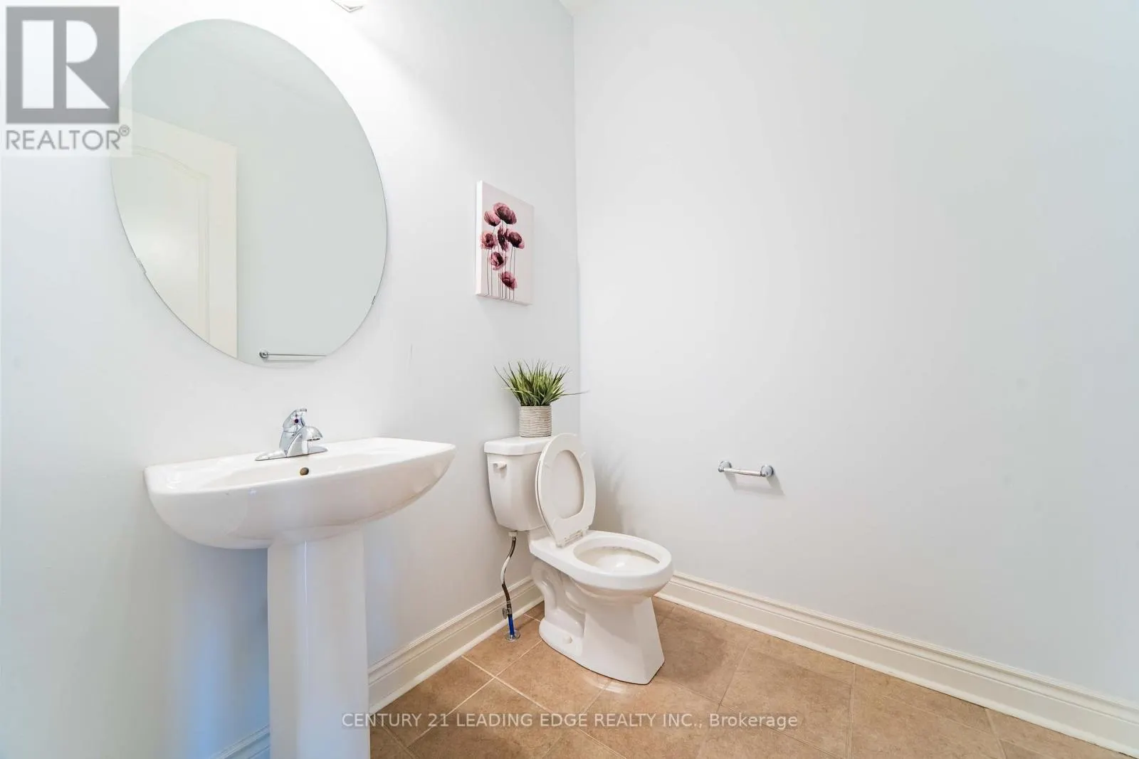 63 KEN SINCLAIR CRESCENT