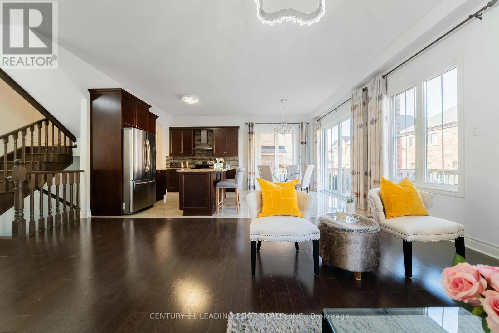 63 KEN SINCLAIR CRESCENT