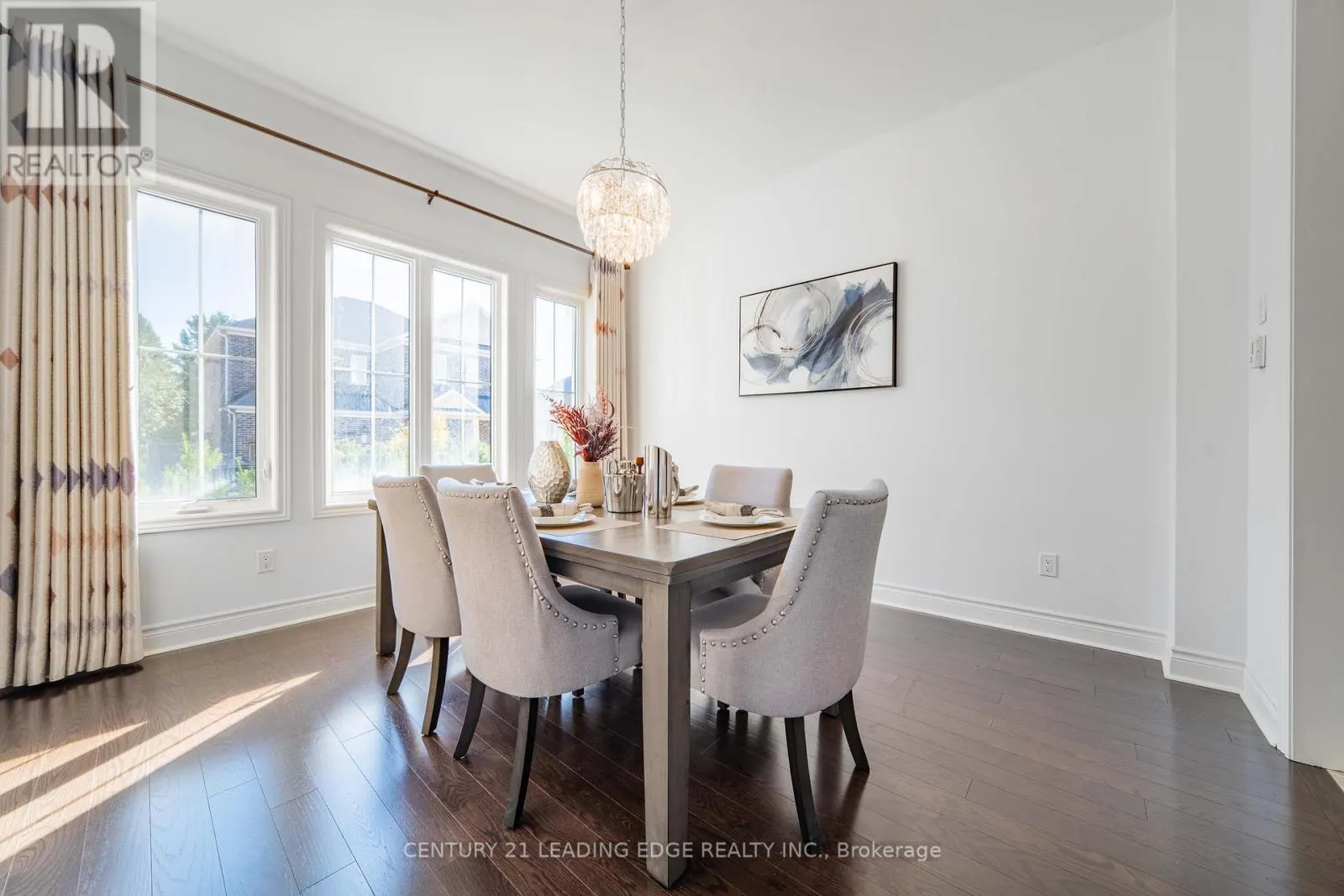 63 KEN SINCLAIR CRESCENT