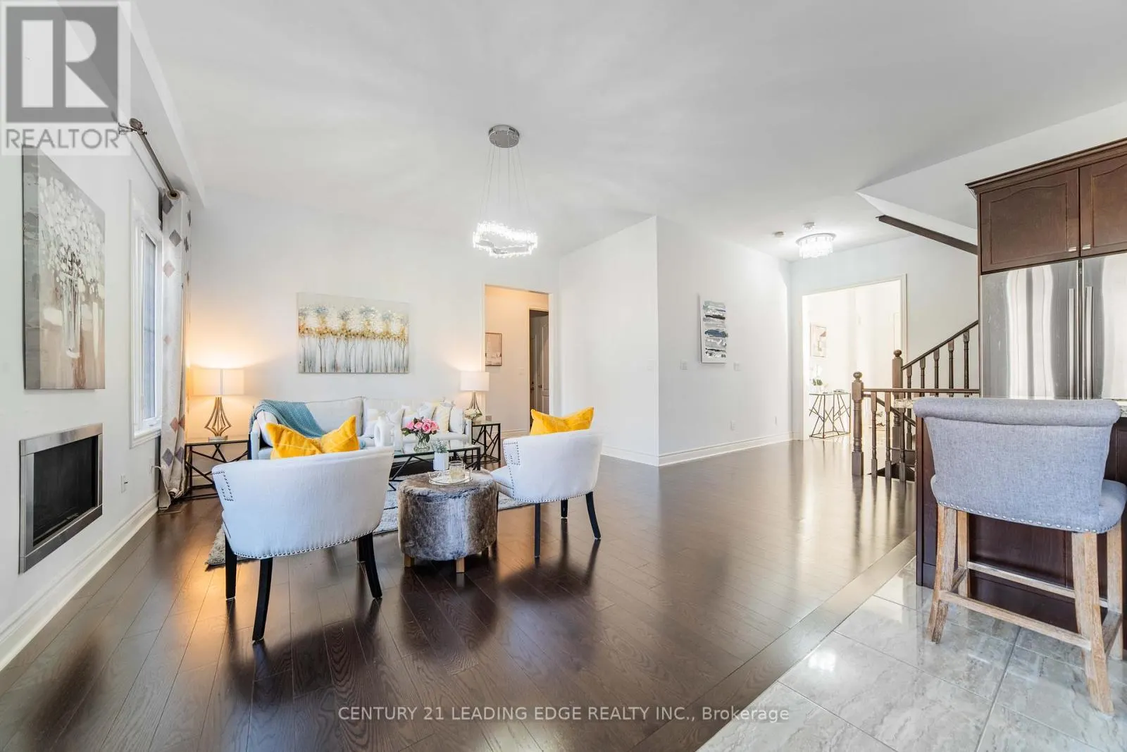 63 KEN SINCLAIR CRESCENT