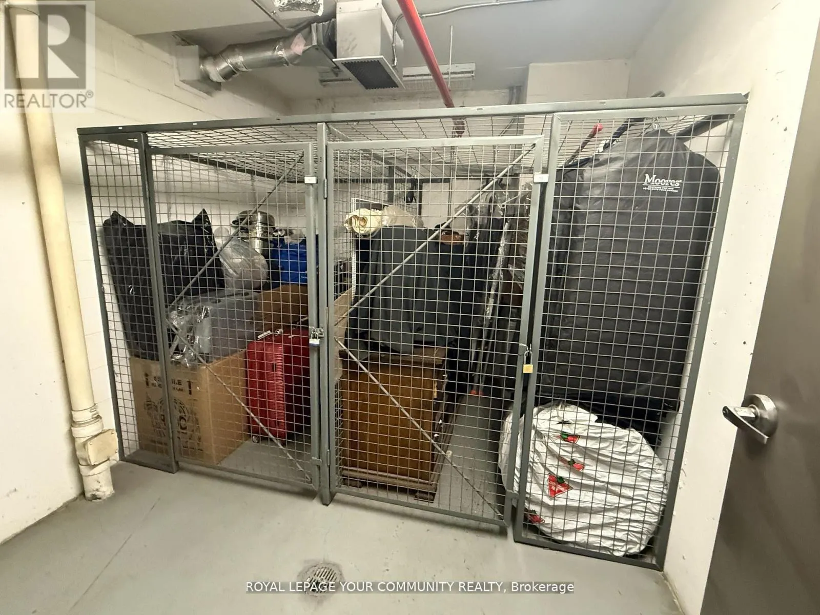 208 - 520 STEELES AVENUE W