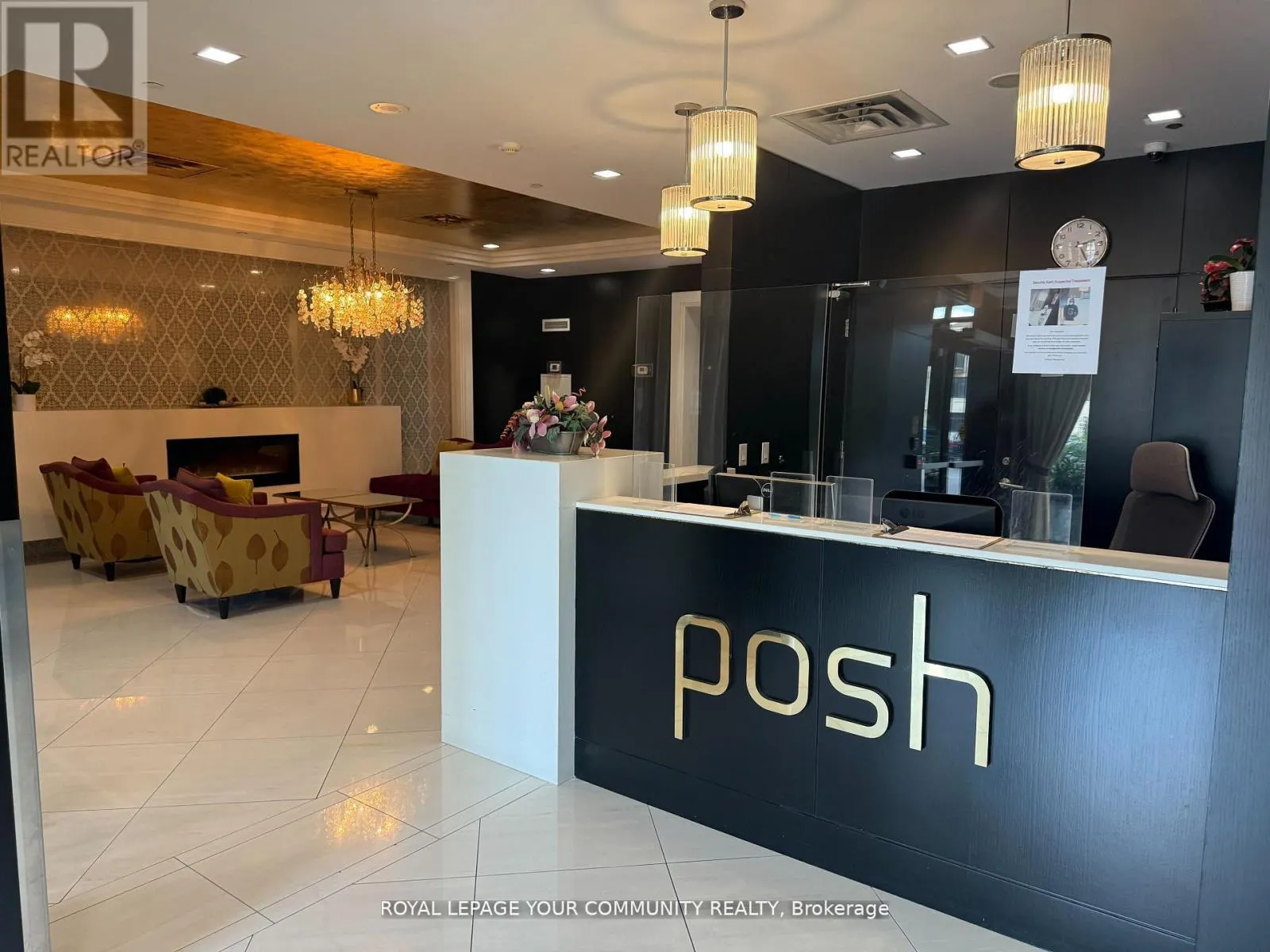 208 - 520 STEELES AVENUE W