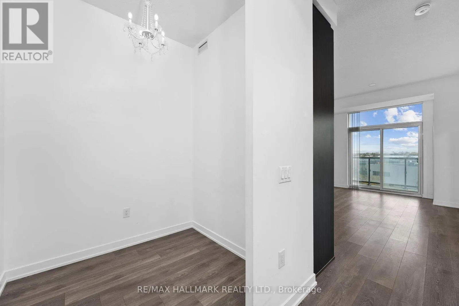 511 - 60 HONEYCRISP CRESCENT