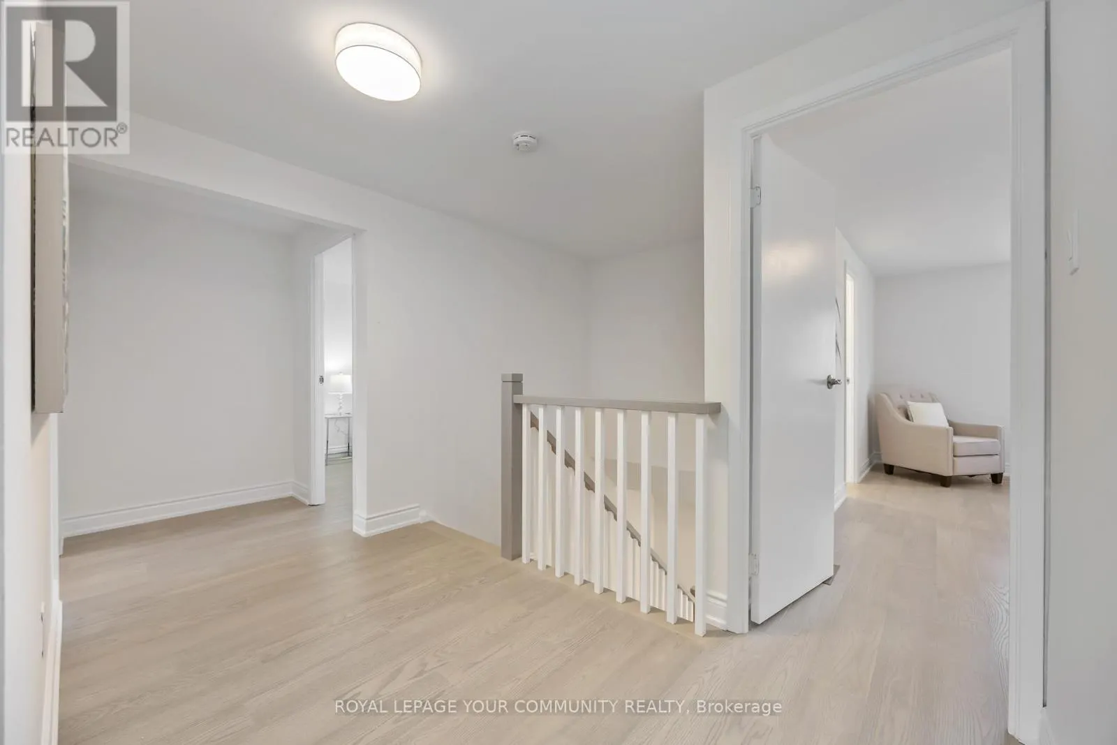 76 KNIGHTSBRIDGE WAY