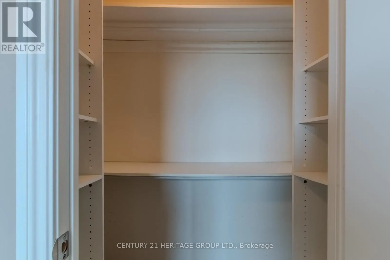 615 - 9245 JANE STREET