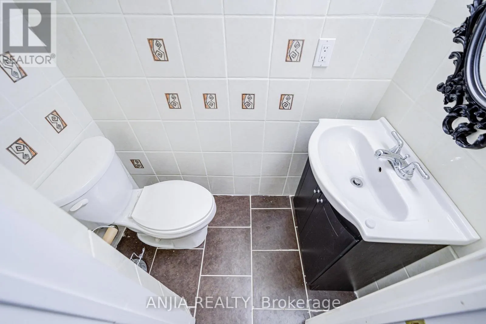 66 ALFRED PATERSON DRIVE