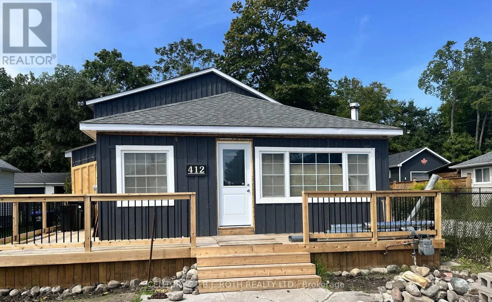 412 LIMERICK CRESCENT