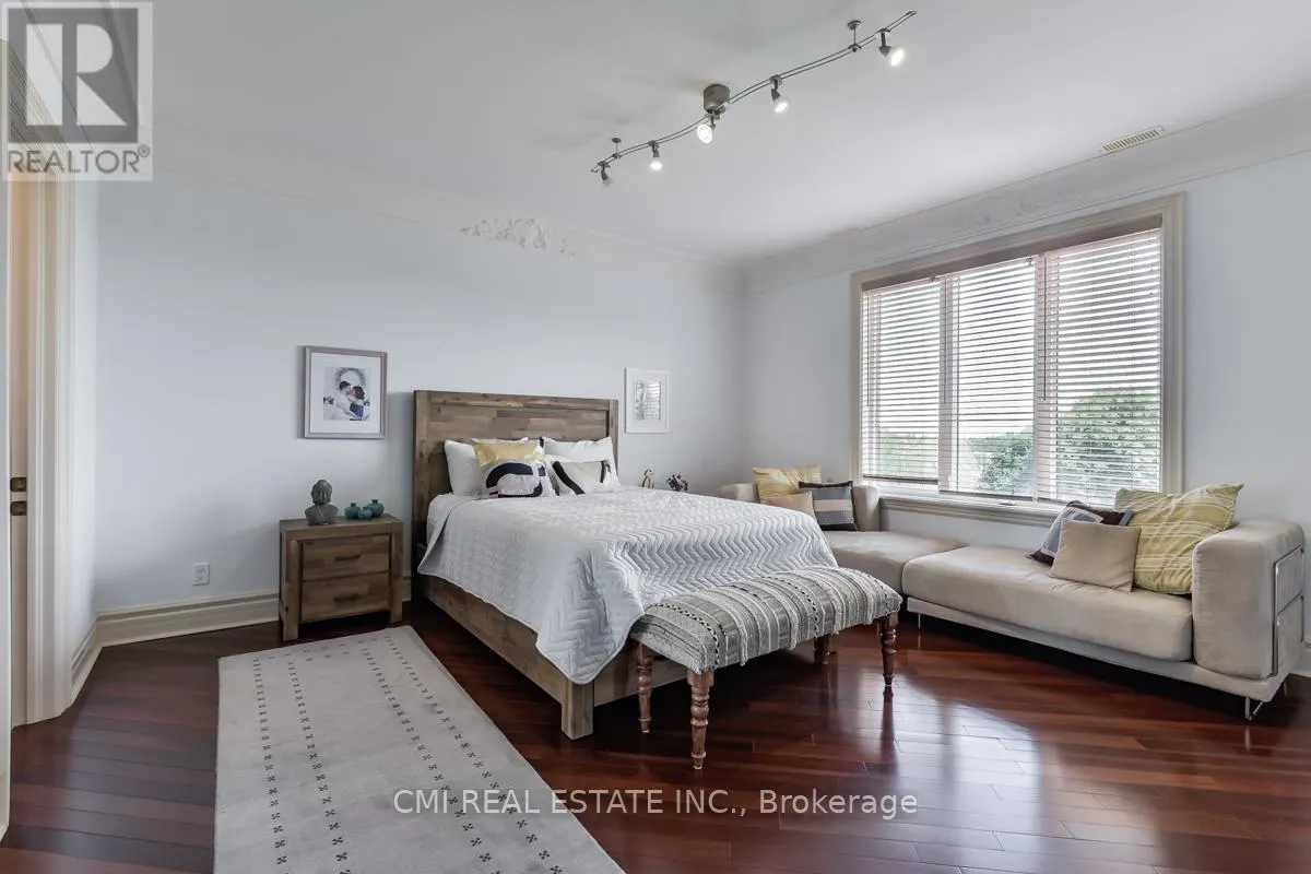 776 WOODLAND ACRES CRESCENT