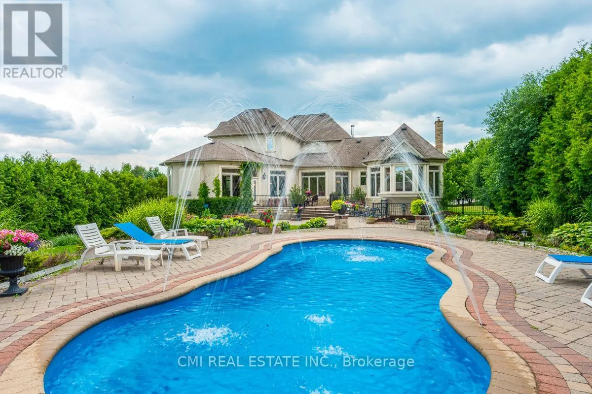 776 WOODLAND ACRES CRESCENT