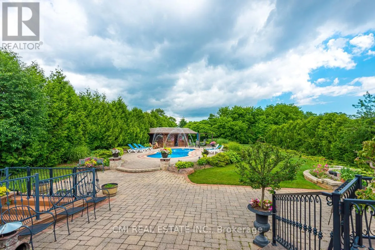 776 WOODLAND ACRES CRESCENT