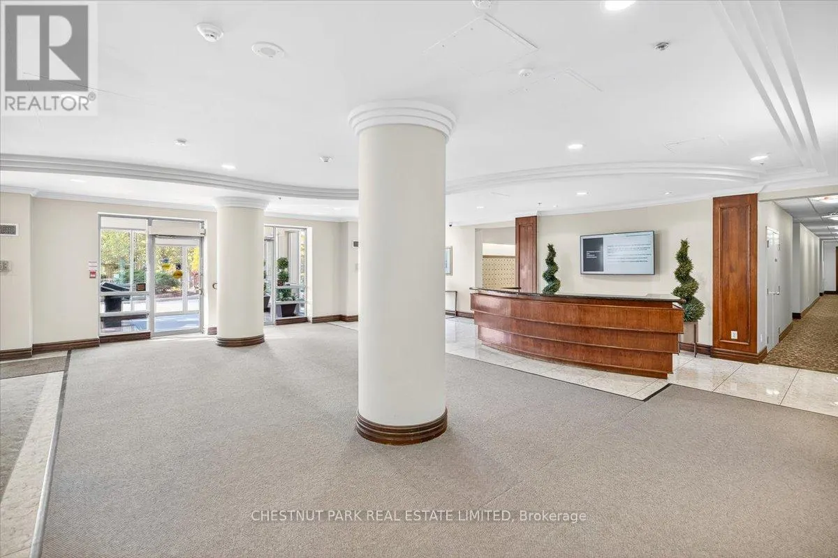 805 - 51 BAFFIN COURT