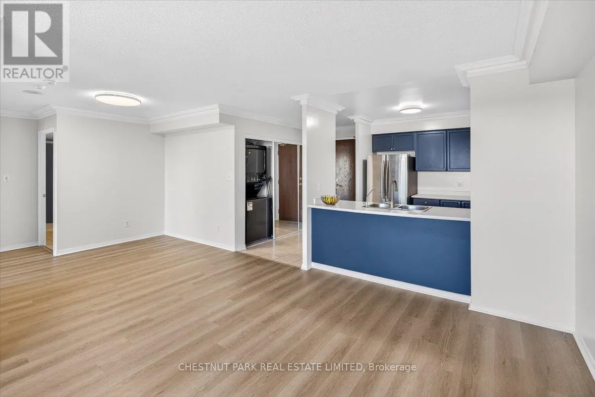 805 - 51 BAFFIN COURT