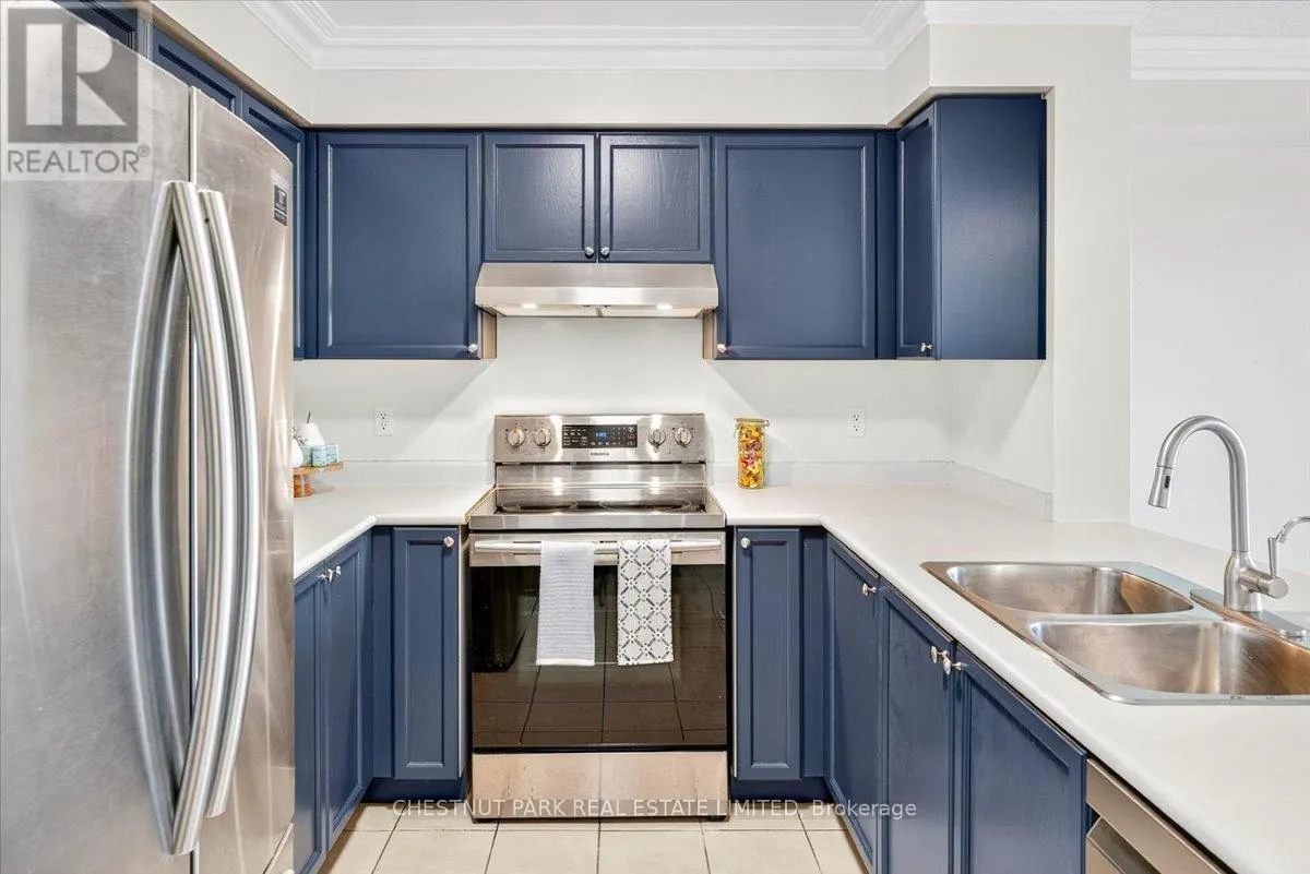 805 - 51 BAFFIN COURT