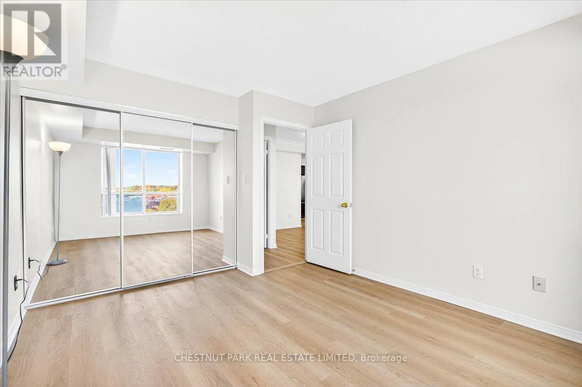 805 - 51 BAFFIN COURT