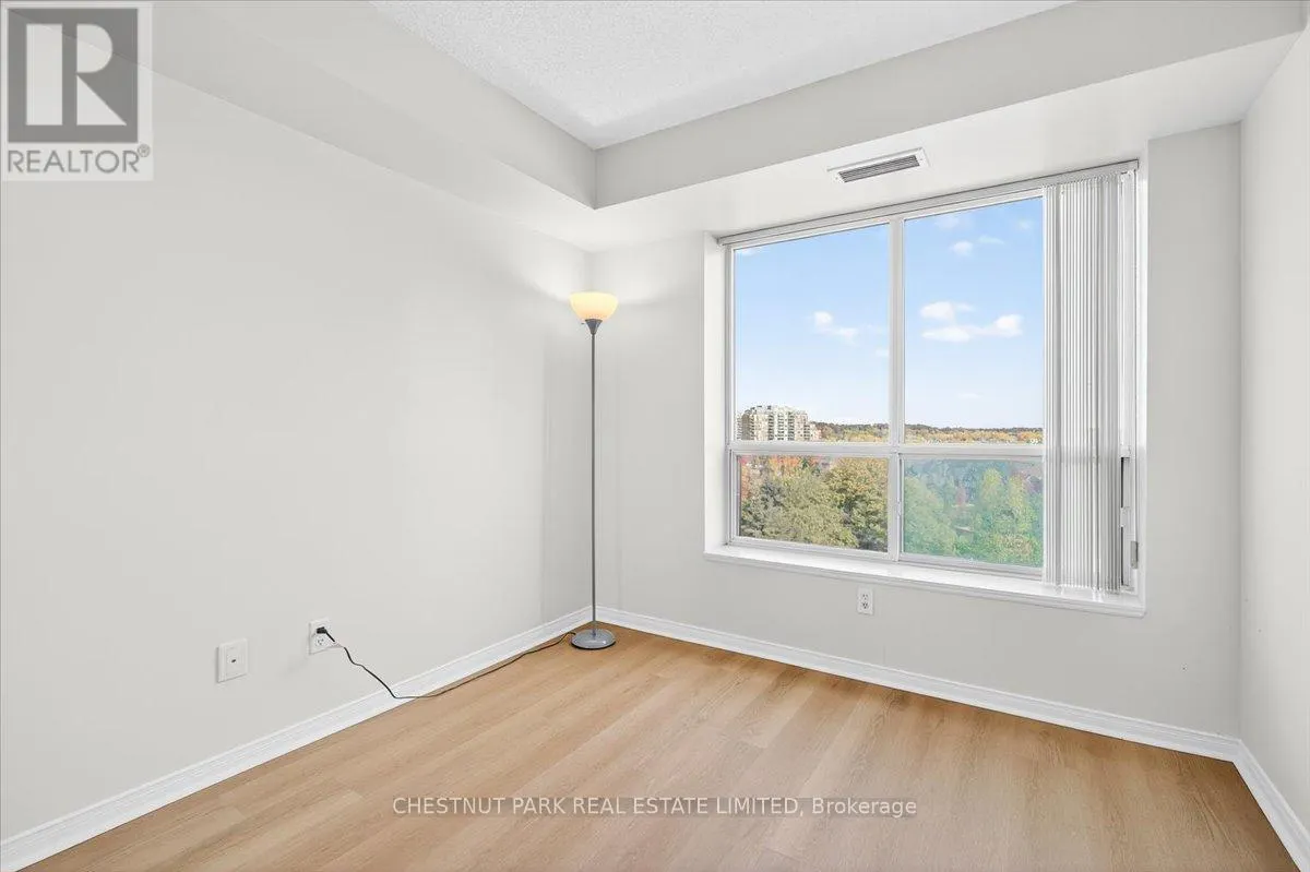 805 - 51 BAFFIN COURT