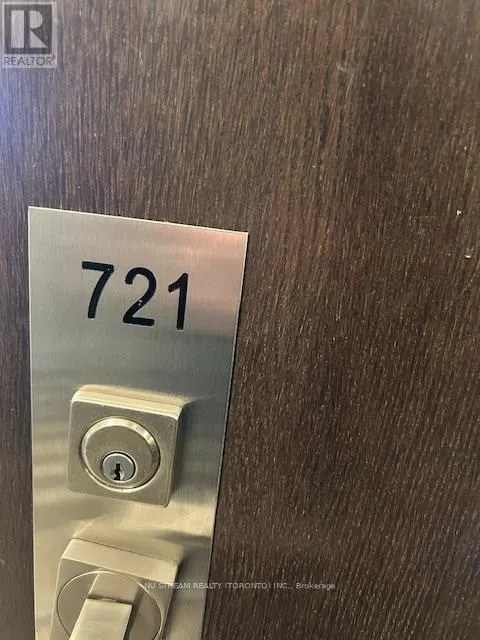 721 - 370 HIGHWAY 7 E