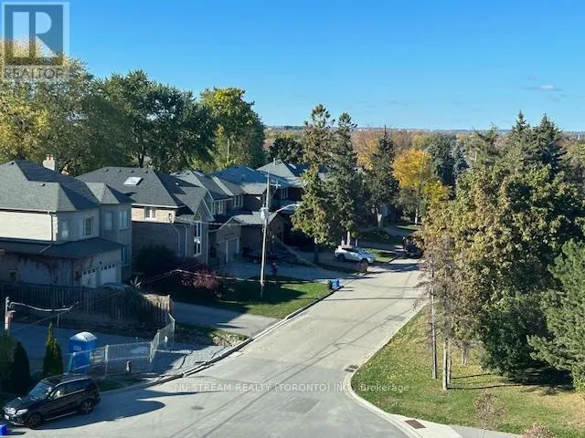 721 - 370 HIGHWAY 7 E