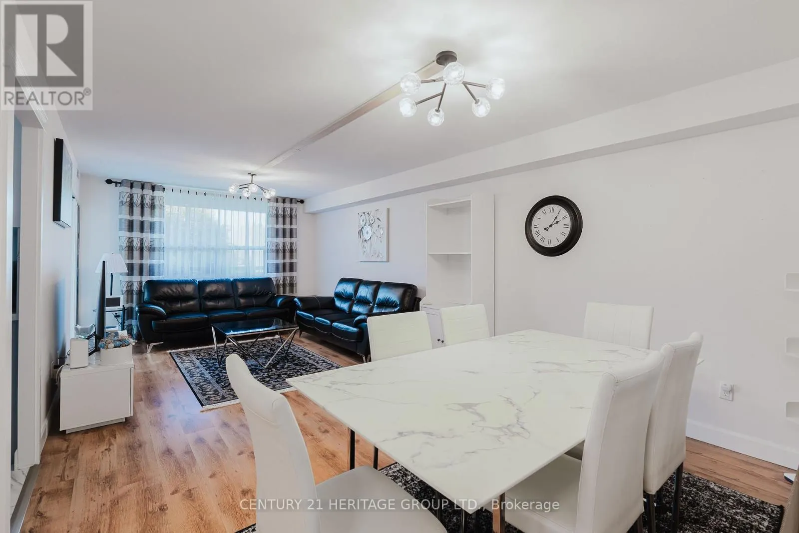 203 - 40 HARDING BLVD BOULEVARD W