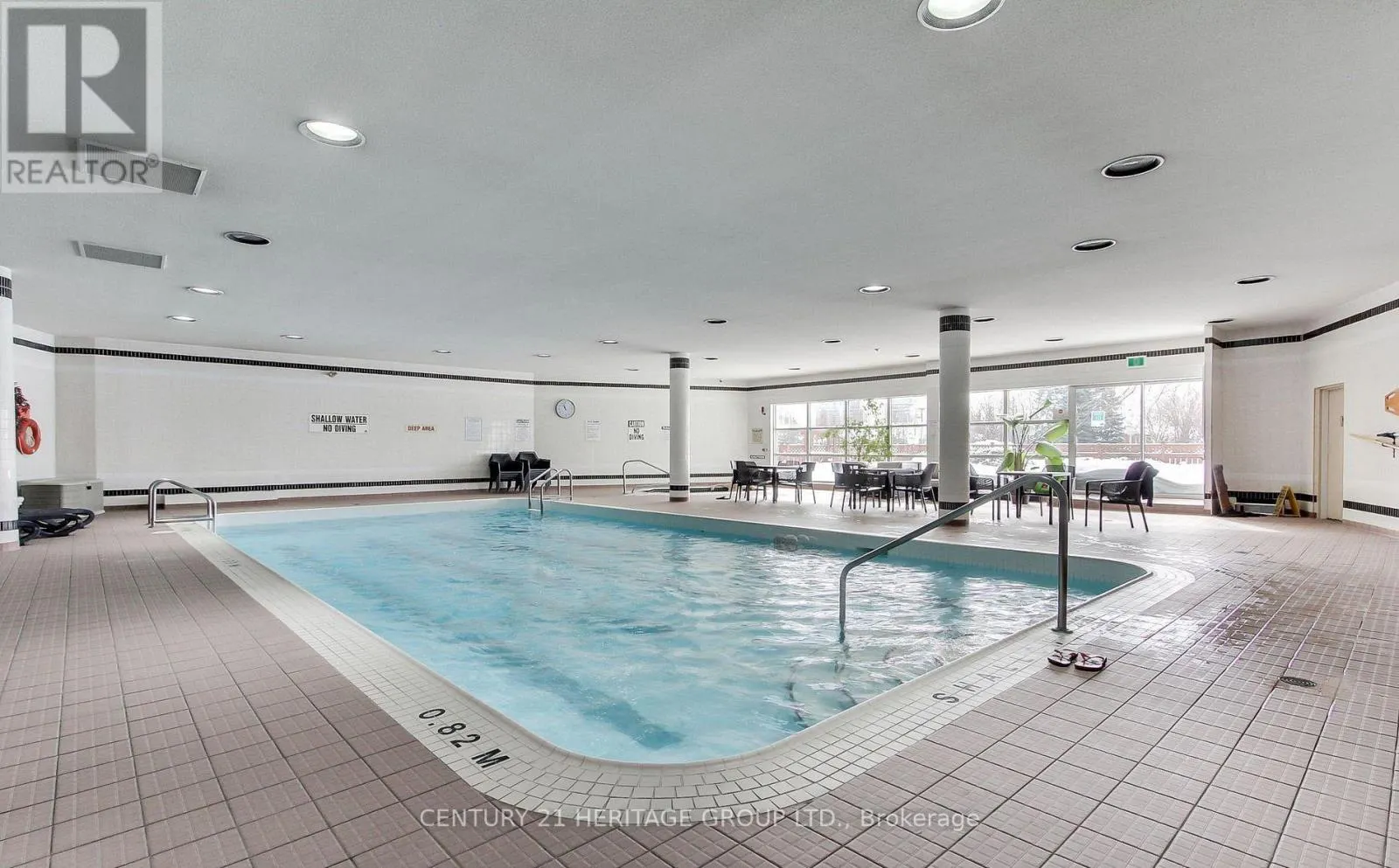 203 - 40 HARDING BLVD BOULEVARD W