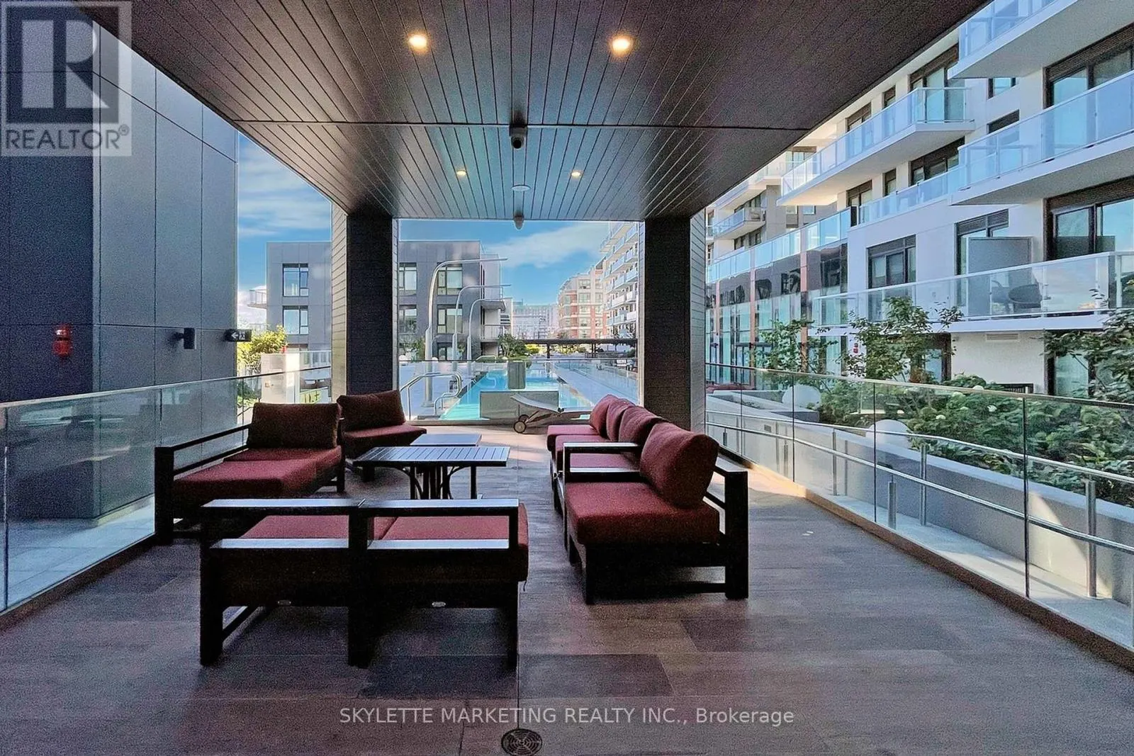 529A - 10 ROUGE VALLEY DRIVE W