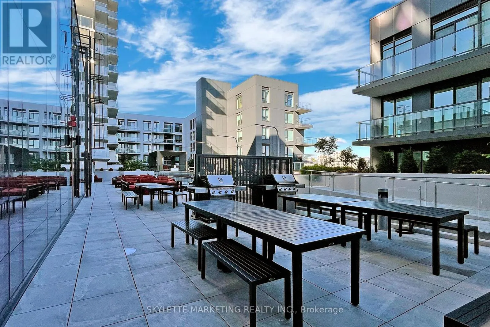 529A - 10 ROUGE VALLEY DRIVE W