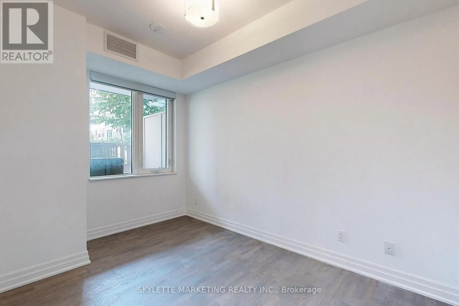 529A - 10 ROUGE VALLEY DRIVE W