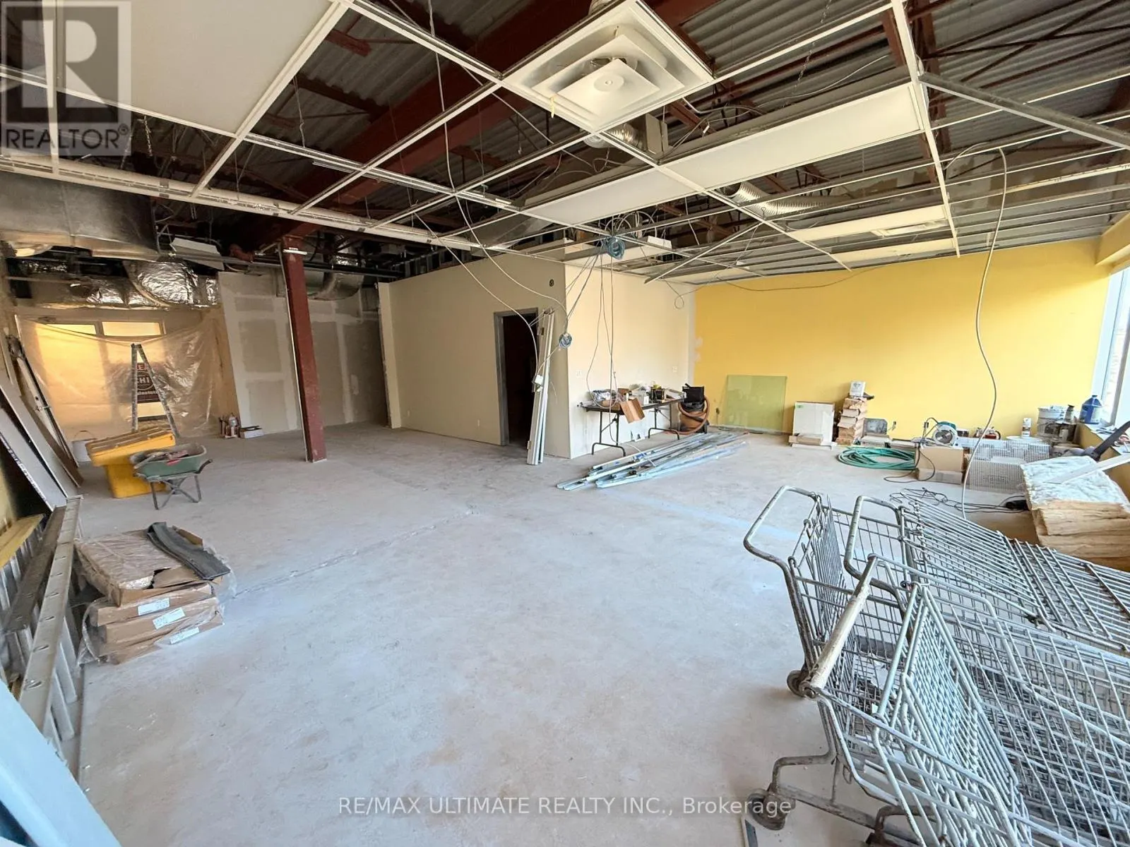 202 - 7828 KENNEDY ROAD