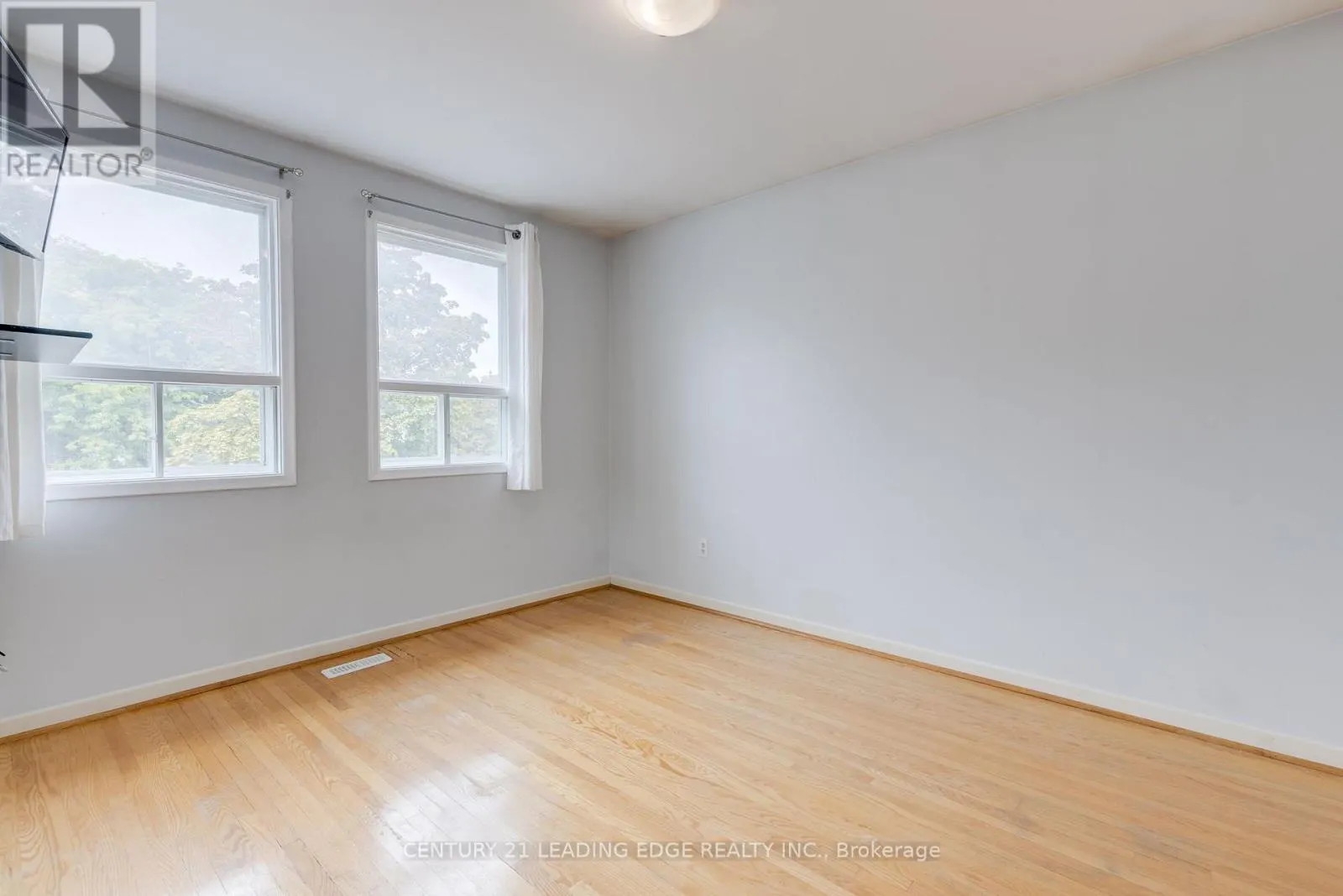 115 SIMONSTON BOULEVARD