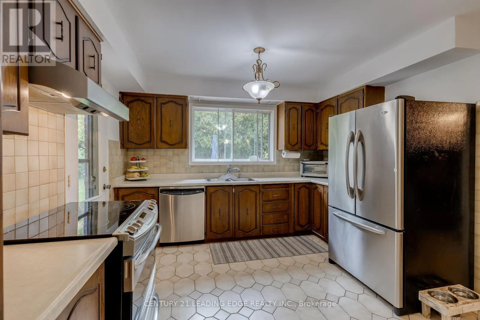 115 SIMONSTON BOULEVARD