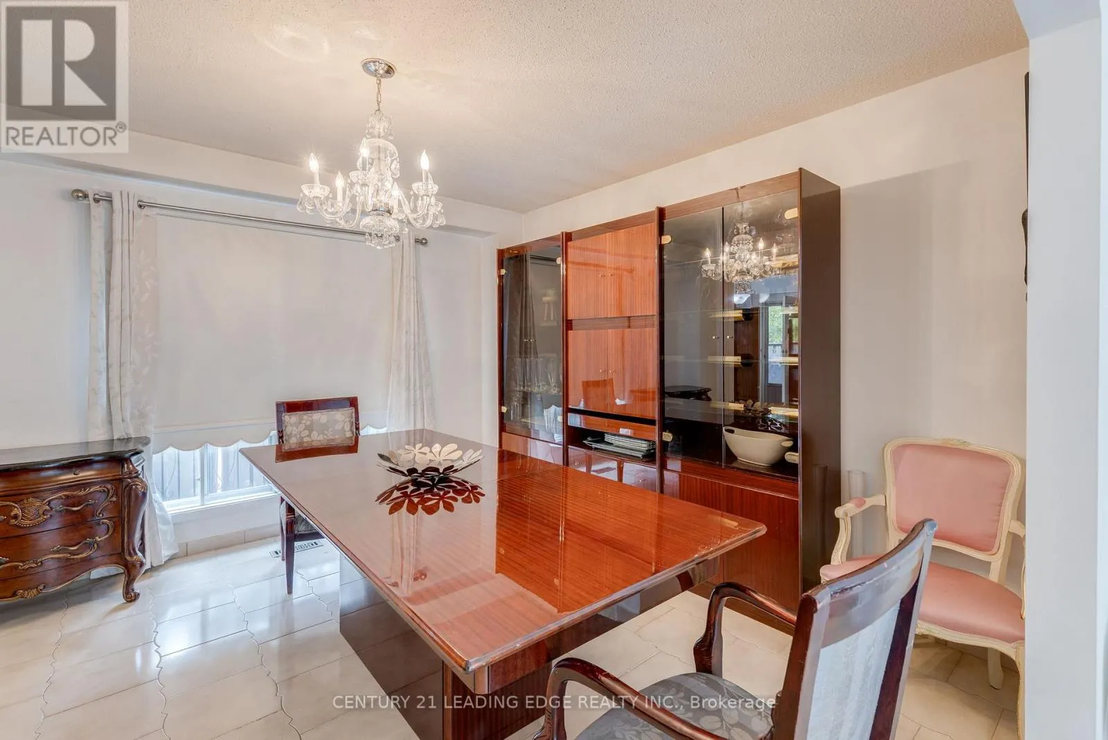 115 SIMONSTON BOULEVARD