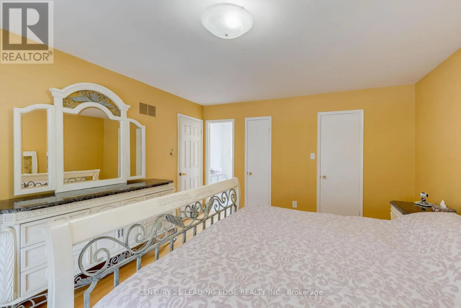 115 SIMONSTON BOULEVARD