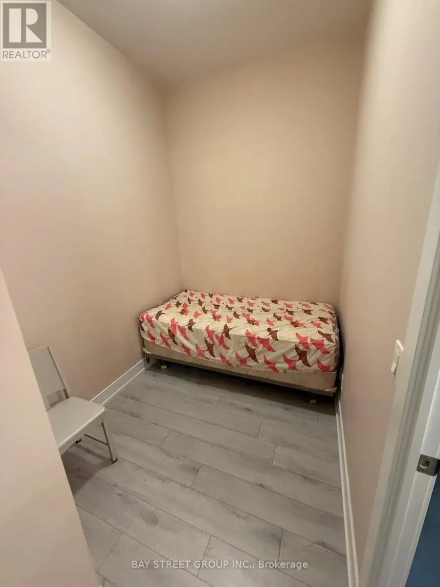 241 - 9471 YONGE STREET