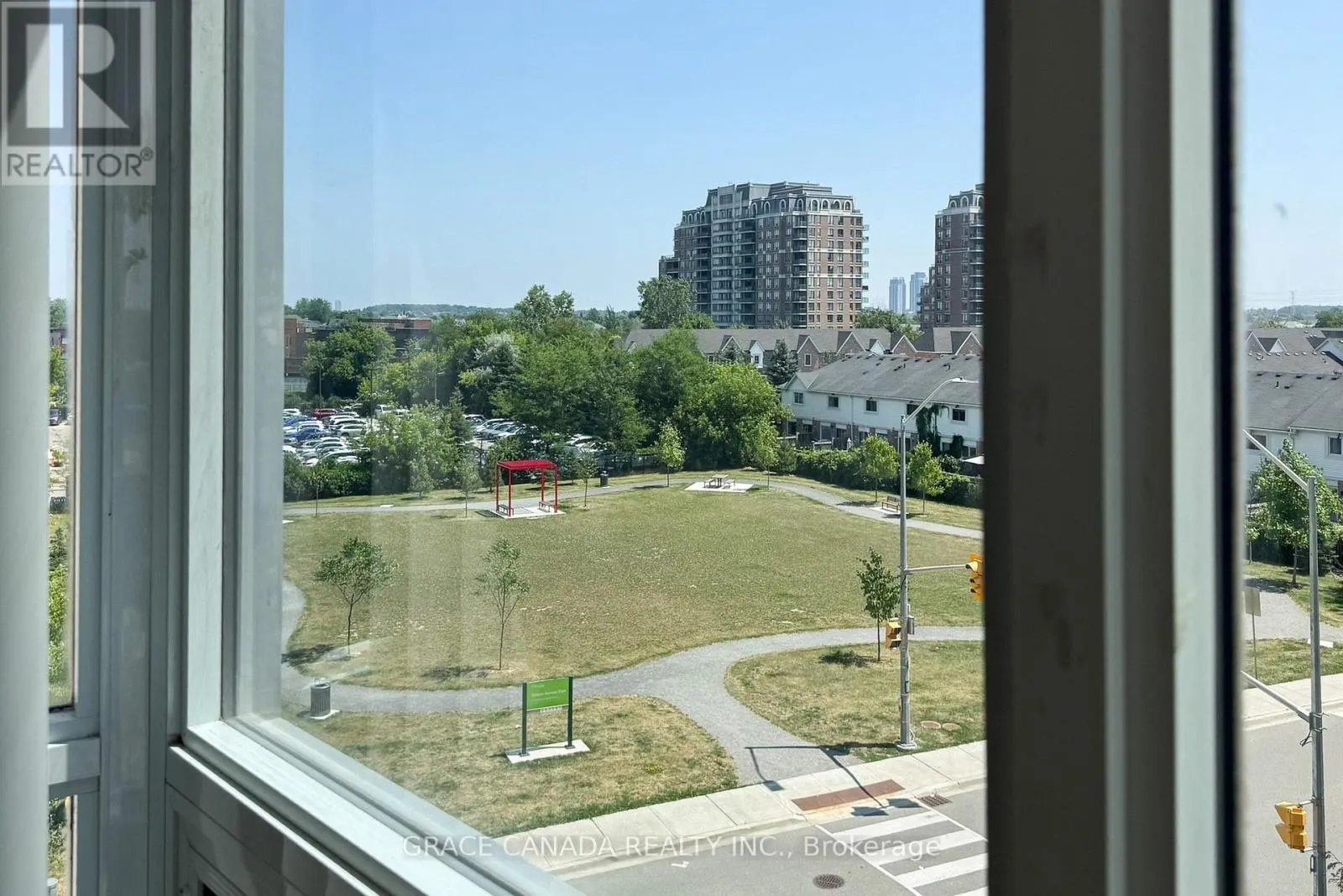 409 - 9205 YONGE STREET