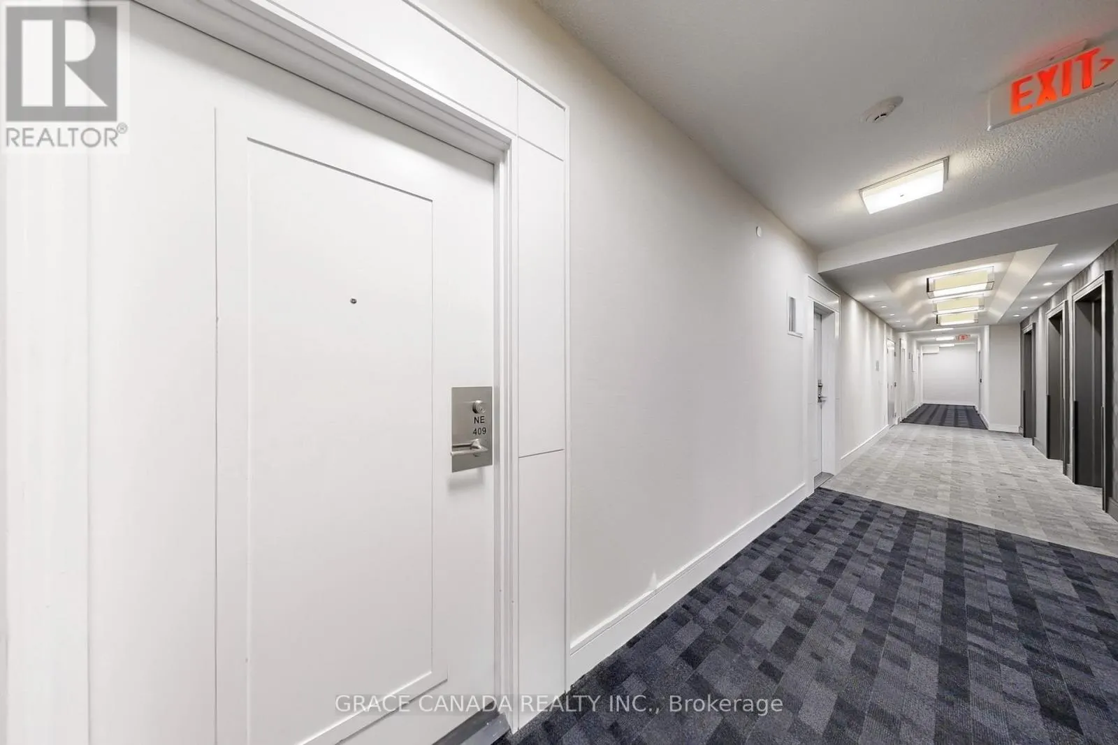 409 - 9205 YONGE STREET