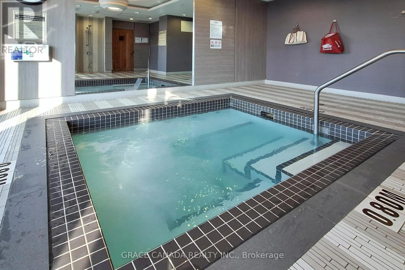 409 - 9205 YONGE STREET