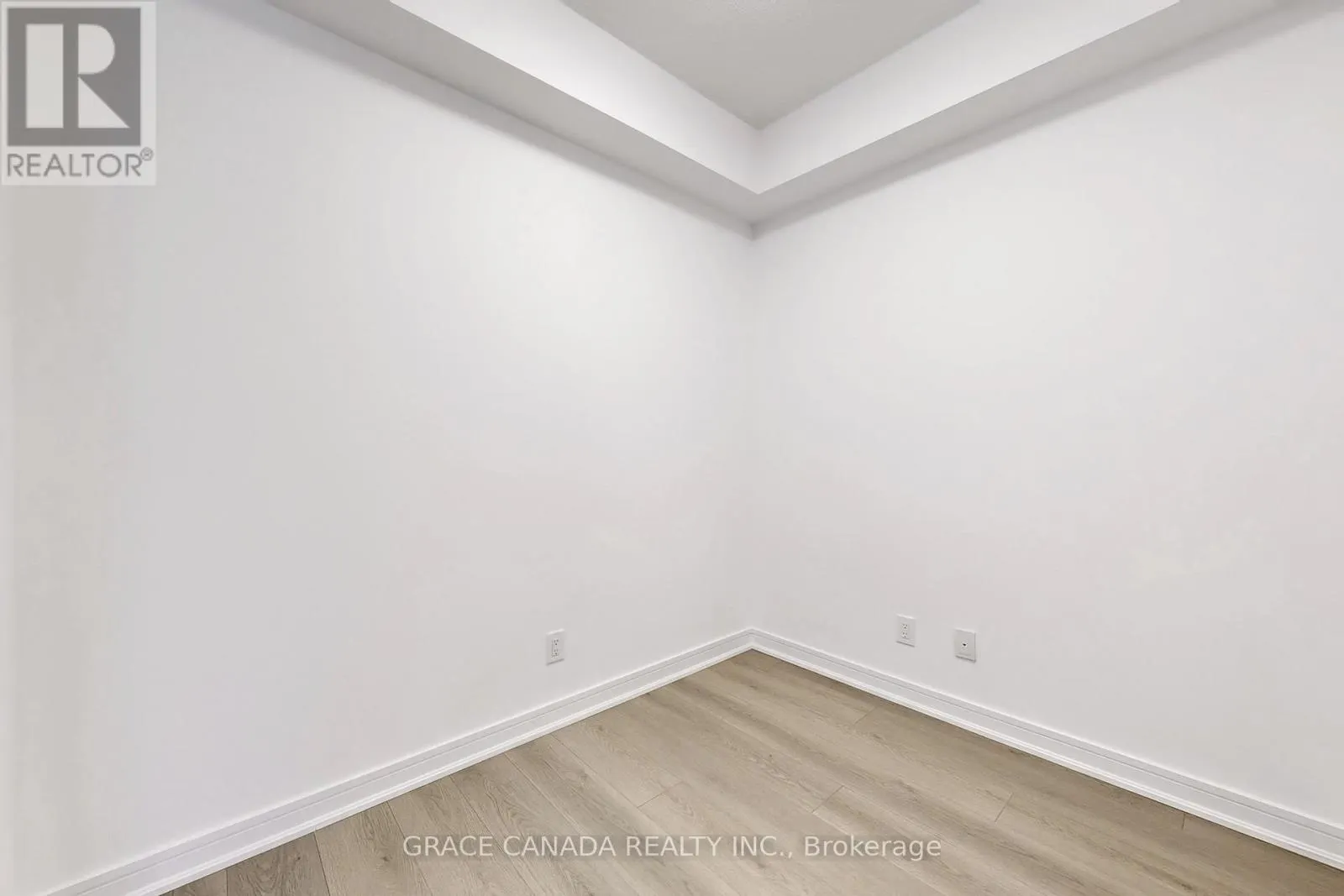 409 - 9205 YONGE STREET