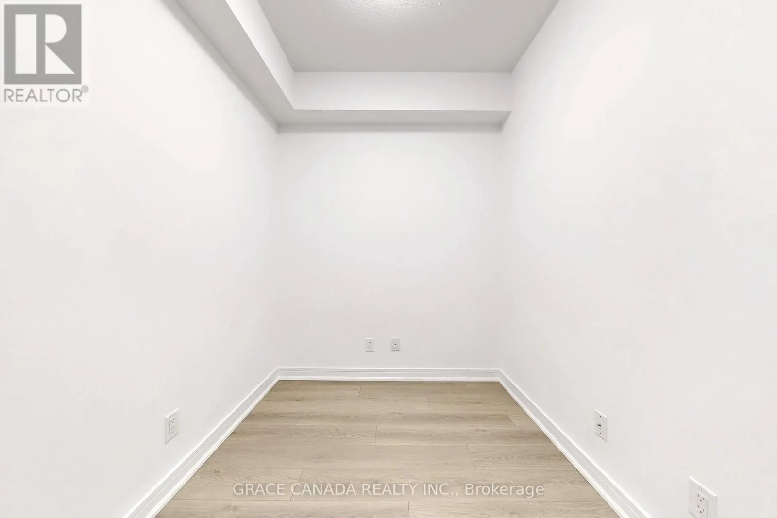 409 - 9205 YONGE STREET