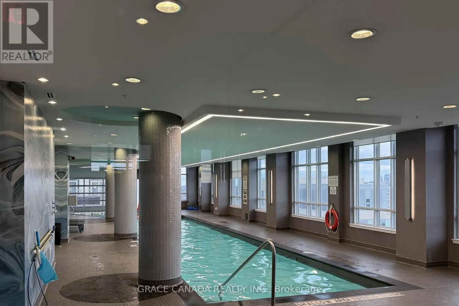 409 - 9205 YONGE STREET