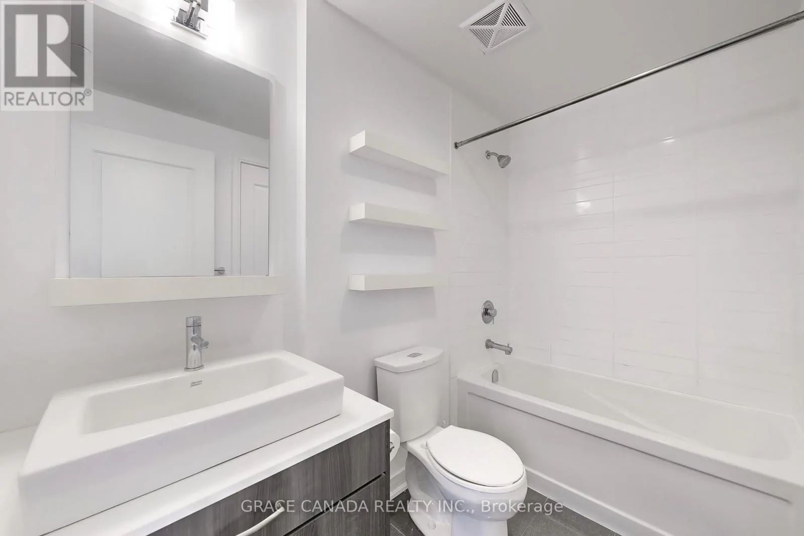 409 - 9205 YONGE STREET