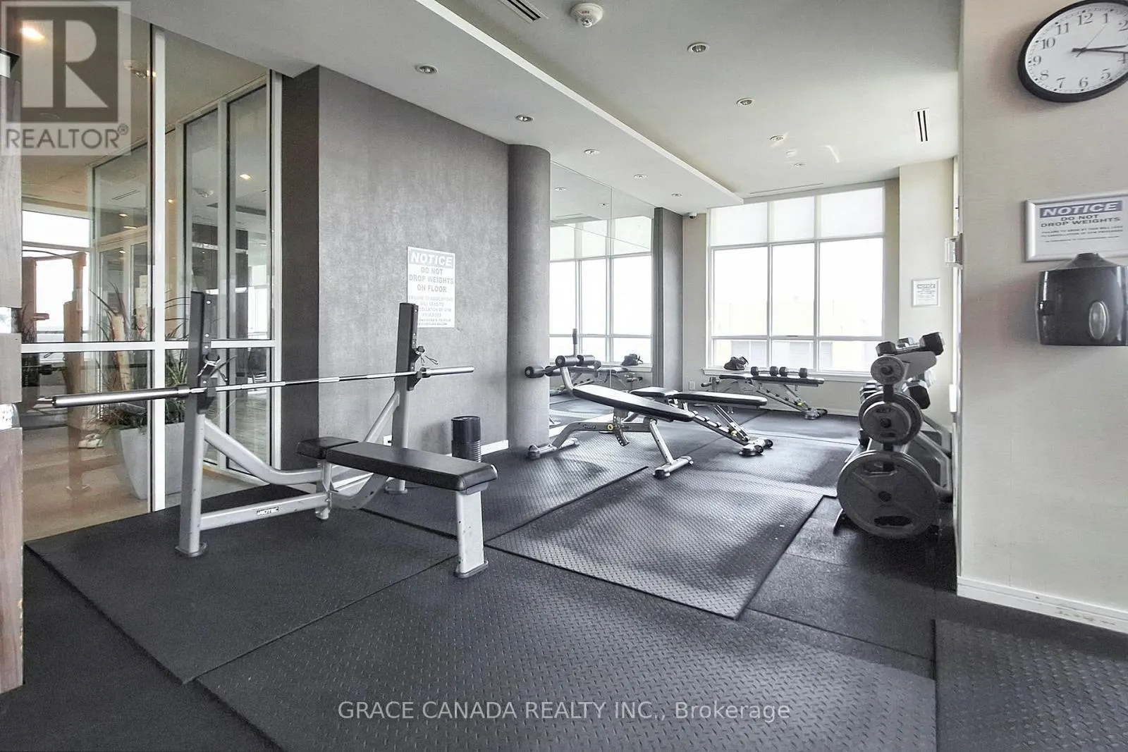 409 - 9205 YONGE STREET